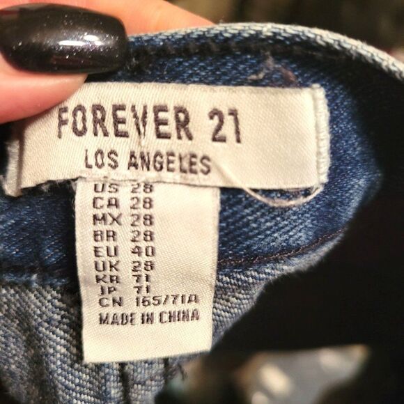 Forever 21 Womens Shorts 28 Acid Wash Distressed Jean Booty Cut Off - Picture 3 of 5